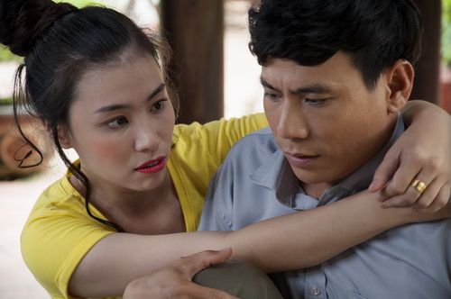 Trang Nhung bụng bầu 4 tháng vẫn chăm chỉ đóng phim 13