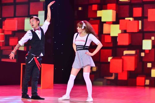 Angela Phương Trinh khiến giám khảo bất ngờ về khả năng khiêu vũ 10