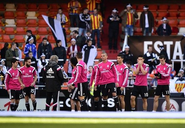 Valencia 2-1 Real (H2): HLV Ancelotti ngồi chết lặng 12