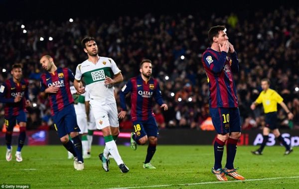 Bộ ba nguyên tử Messi - Neymar - Suarez giúp Barca thắng 5-0 12