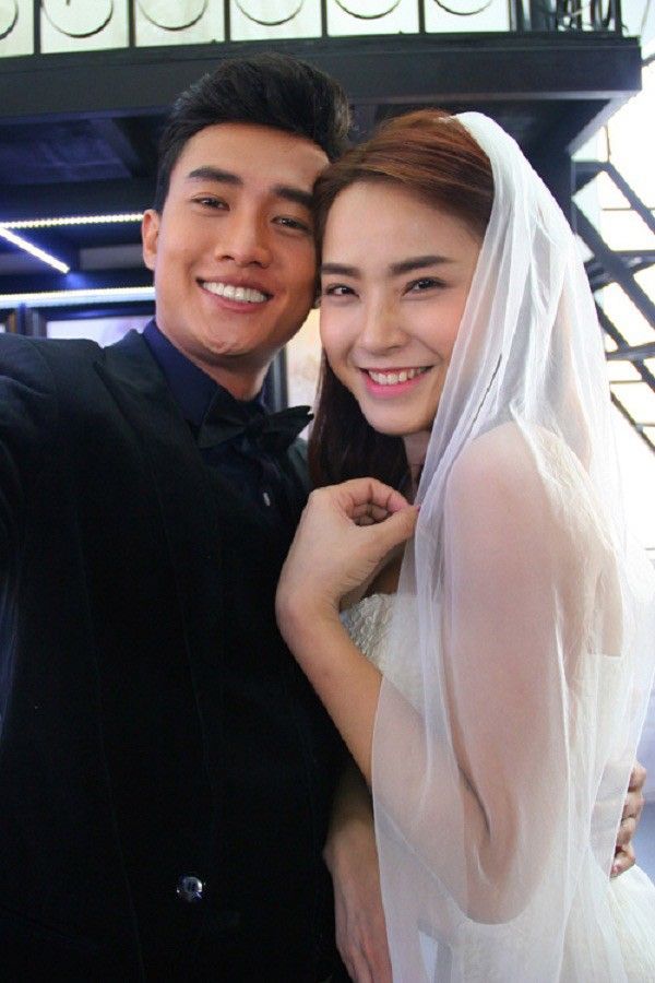 Mỹ nhân Việt xinh như thiên thần khi mặc váy cưới trong MV 8