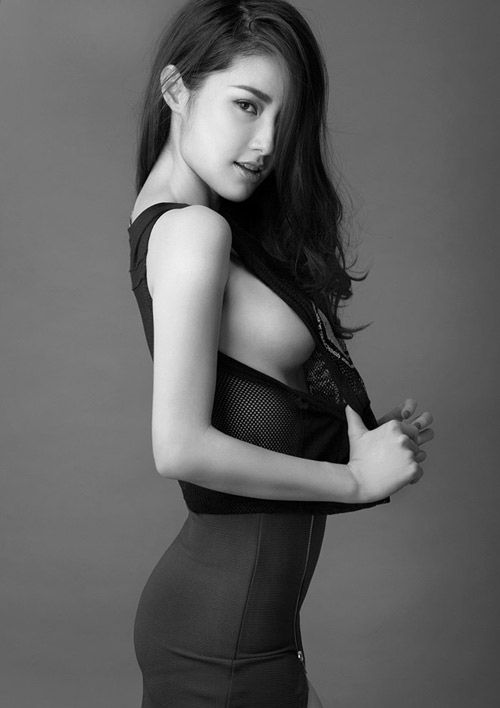 Diễm My: Người đẹp 9X mặc sexy nhất nhì showbiz Việt 15