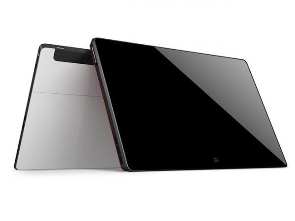 Cựu kỹ sư Google chế tạo máy tính bảng nhái Surface 5
