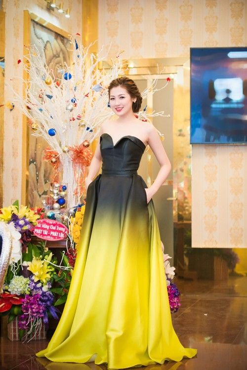 Hoa hậu Kỳ Duyên dẫn đầu top sao đẹp tuần qua 4