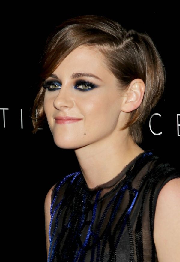 Kristen Stewart cực xinh với lối trang điểm lãng mạn và huyền bí 7