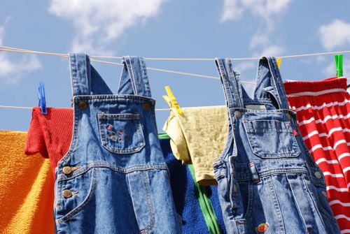 Mẹo giặt và bảo quản đồ jeans luôn bền đẹp 5