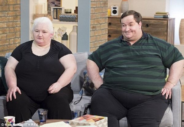 Cuộc sống khốn khổ của một cặp vợ chồng béo phì 3