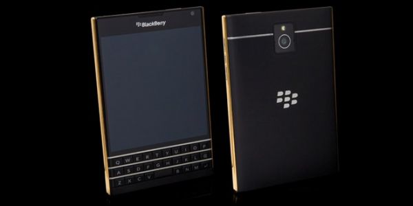 BlackBerry Passport nạm vàng và bạch kim, giá từ 1.893 USD 2