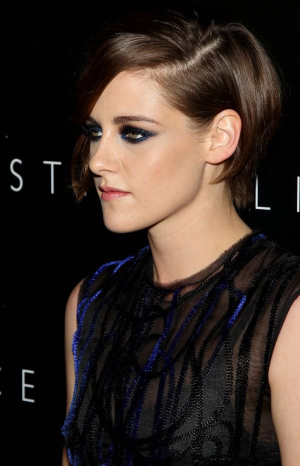 Kristen Stewart cực xinh với lối trang điểm lãng mạn và huyền bí 6