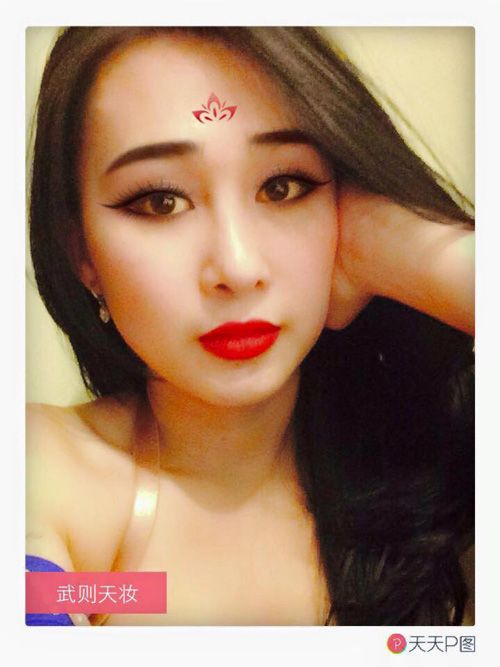 Hot girl Việt đua nhau chế ảnh Võ Tắc Thiên 9