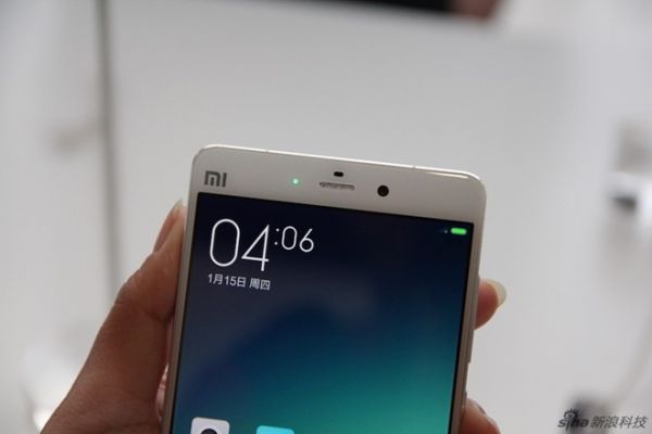Ảnh thực tế Xiaomi Mi Note giá 370 USD vừa ra mắt 2