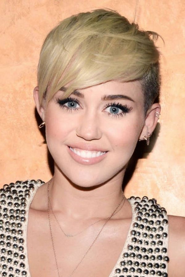 Miley Cyrus xứng danh nữ hoàng tàn phá tóc nhất năm 15