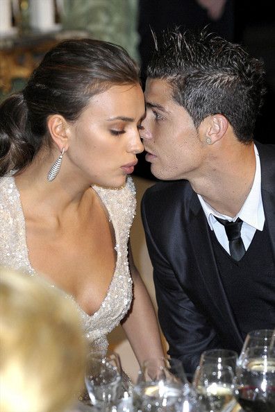 Cristiano Ronaldo - Irina Shayk: Những hình ảnh đẹp ngày còn bên nhau 11