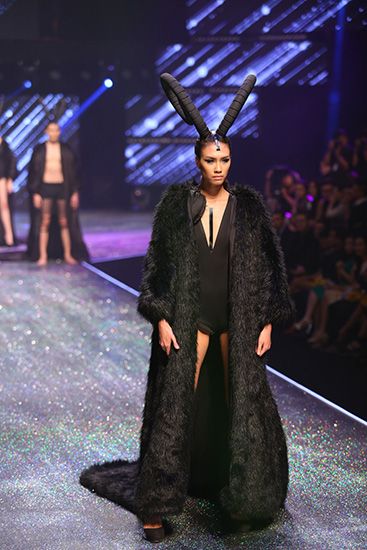 Vietnam"s Next Top Model 2014 gây tranh cãi khi có hai quán quân 2