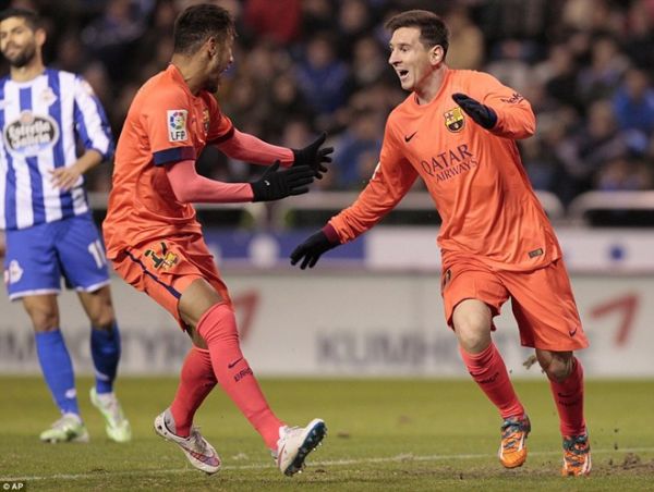 Giúp Barca đại thắng 4-0, Messi áp sát kỷ lục của Ronaldo 7