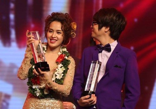 Hát "Chiếc khăn Piêu", Hà Duy - Dương Hoàng Yến trở thành quán quân "Cặp đôi hoàn hảo 2014" 13