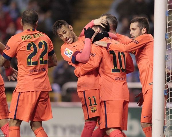 Giúp Barca đại thắng 4-0, Messi áp sát kỷ lục của Ronaldo 9