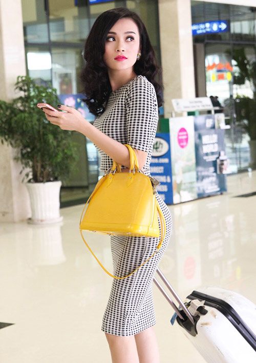 Cao Thùy Linh xinh đẹp ngỡ ngàng tại sân bay 4
