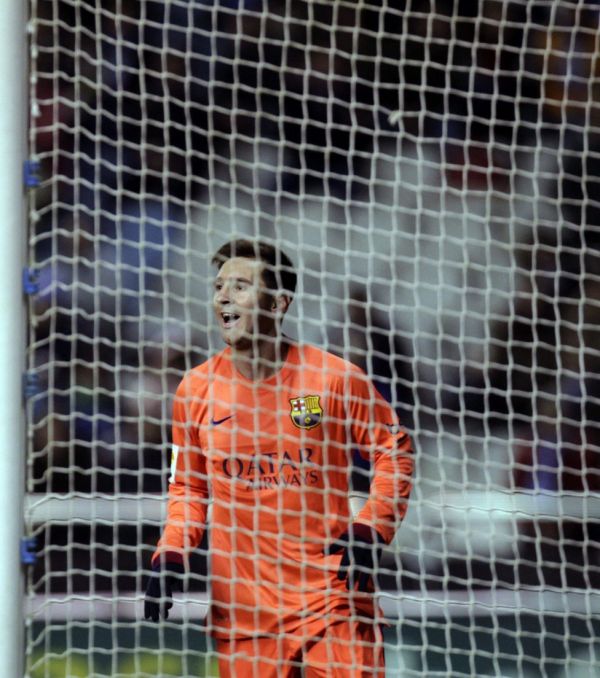 Nhìn lại 90 phút Messi khiến tử địa Riazor câm lặng 12
