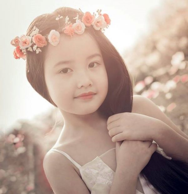 Vẻ đẹp tựa thiên thần của cô bé Hà Nội 6 tuổi 6