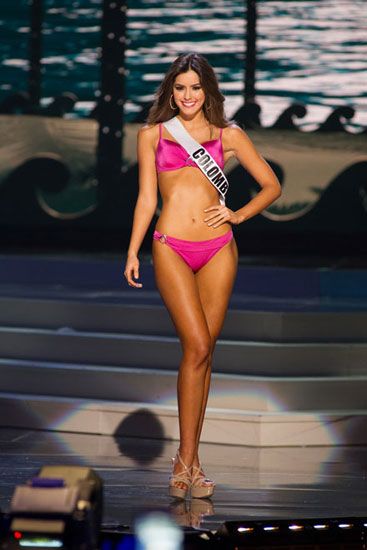 Phần trình diễn áo tắm tại sơ loại Miss Universe 2014 13