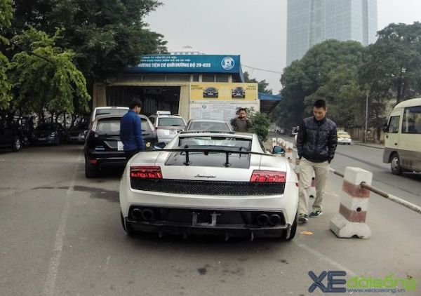 Lamborghini LP570-4 Superleggera tái xuất ở Hà Nội 3