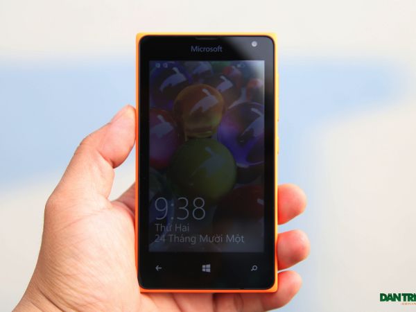 Đập hộp Lumia 435 - smartphone rẻ nhất hiện nay của Microsoft 13