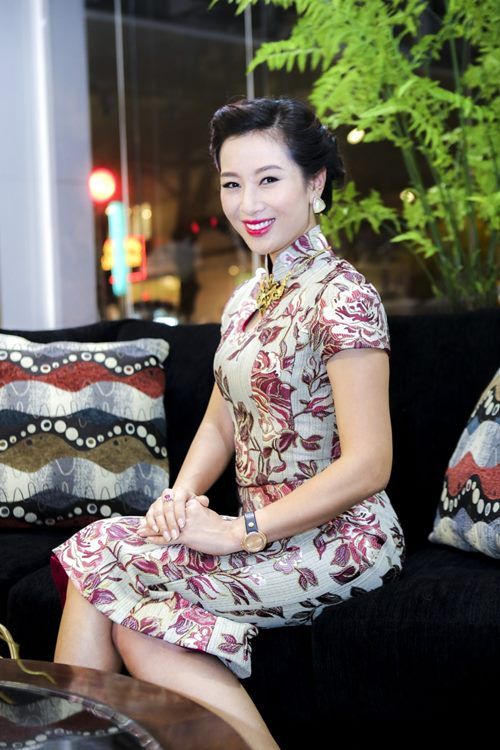 Á hậu Thu Hương đẹp từng "cen-ti-met" ở tuổi 35 9