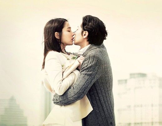 Bà xã Byung Hun diễn cảnh ôm hôn tình tứ với bạn diễn 4