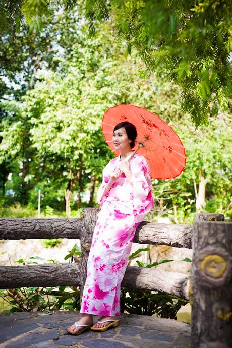 Hoa khôi Ngoại thương khoe dáng yêu kiều trong trang phục Nhật Bản 3