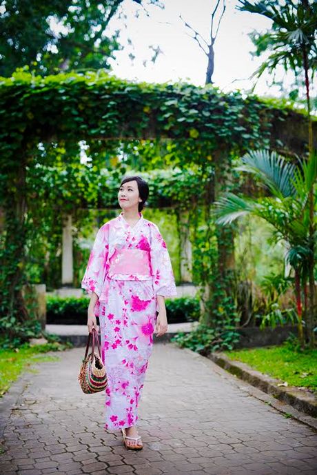 Hoa khôi Ngoại thương khoe dáng yêu kiều trong trang phục Nhật Bản 10