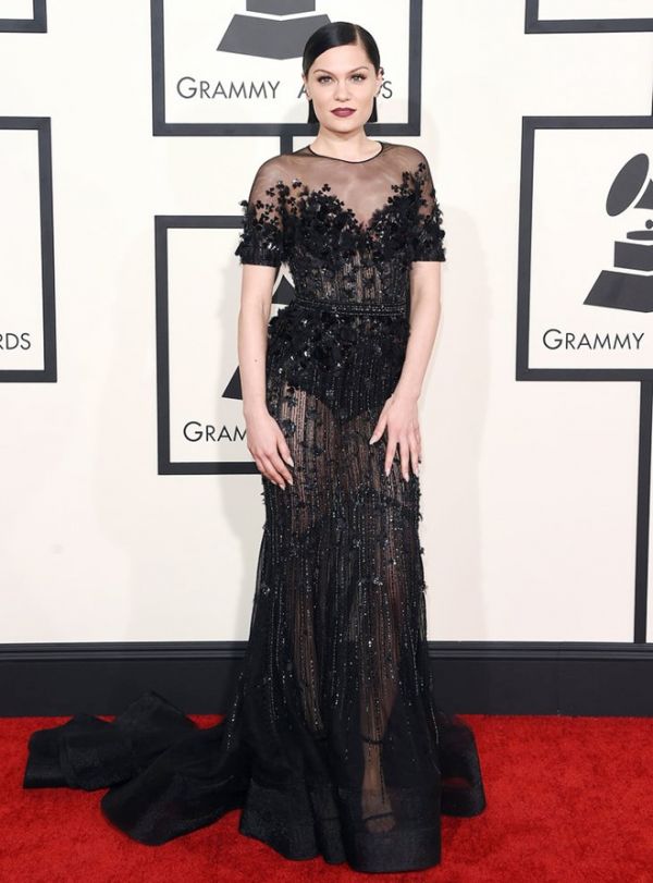 Những bộ đầm sexy bỏng mắt ở Grammy 2015 19