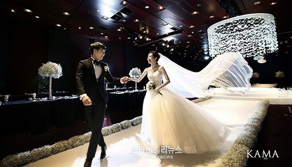 Dàn sao khủng tới chúc mừng đám cưới Yoon Sang Hyun 9