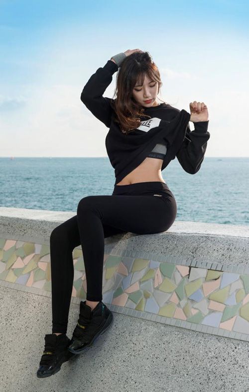 Ngắm đường cong “thần thánh” của mỹ nữ thể thao Hàn 18