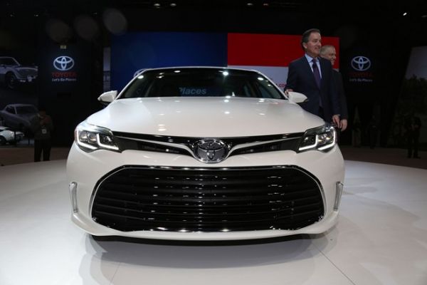 Toyota Avalon 2016 ra mắt tại triển lãm xe Mỹ 2
