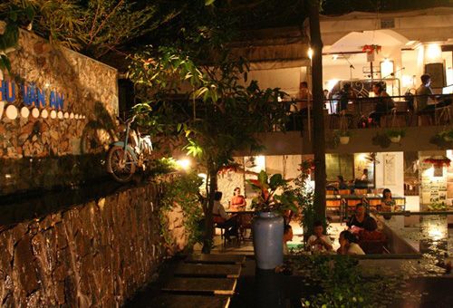 Các quán cafe piano lãng mạn ở Sài thành 10