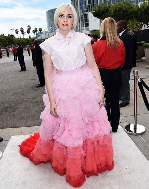 Những chiếc váy thảm họa trên thảm đỏ Hollywood 42