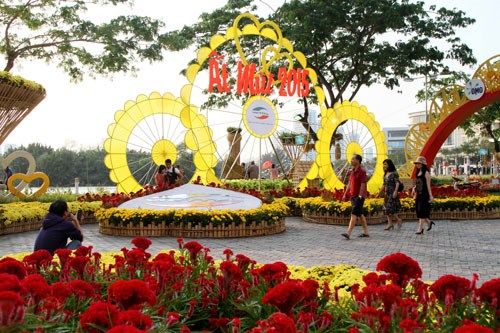 Khai mạc Hội chợ hoa xuân Phú Mỹ Hưng 2015: Ngập tràn văn hóa đồng quê 4