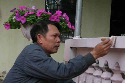 Gia đình Việt ấm áp tổng vệ sinh nhà cửa 3