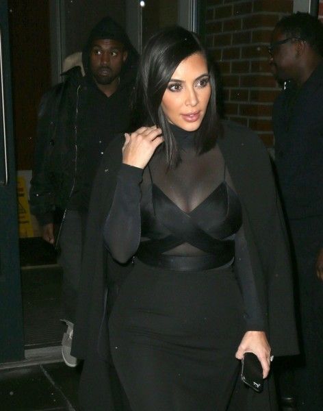 Kim Kardashian ăn vận gợi cảm tại tuần lễ thời trang New York 5
