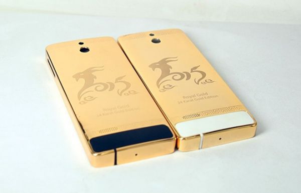 Bộ sưu tập điện thoại Nokia 515 mạ vàng cho năm Mùi 2