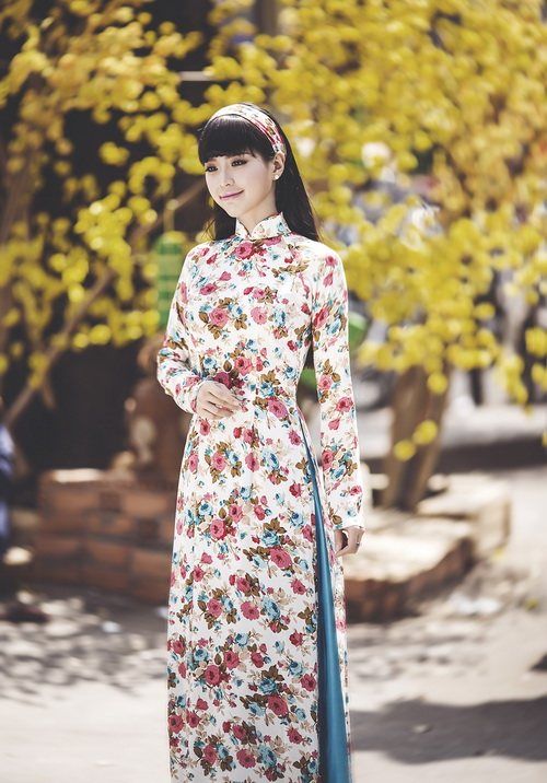 Á hậu Diễm Trang đẹp nền nã "khó cưỡng" với áo dài 15