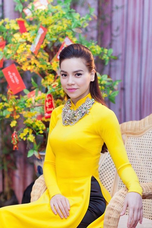 4 mốt áo dài du xuân tuyệt đẹp từ sao Việt 9