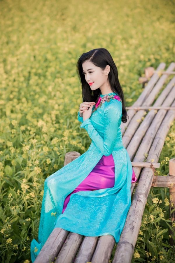 Chọn áo dài du Xuân hợp mốt như mỹ nhân showbiz Việt 13