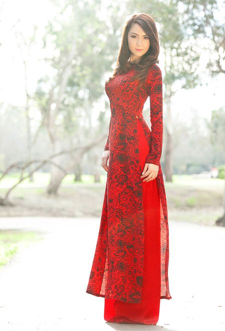 Hoa hậu Jennifer Chung duyên dáng áo dài đón Tết 4