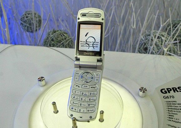 Những chiếc điện thoại độc đáo nhất 10 năm trước 2