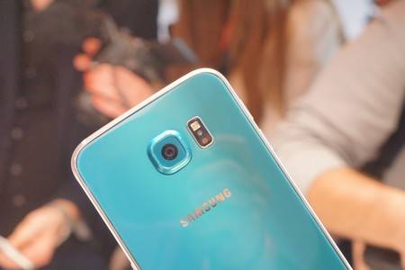 Cận cảnh bộ đôi Galaxy S6 đẹp nhất từ trước đến nay của Samsung 7
