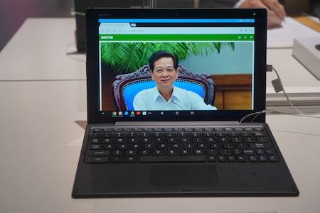 Cận cảnh Xperia Z4 Tablet - Máy tính bảng mỏng và mạnh mẽ nhất hiện nay 9