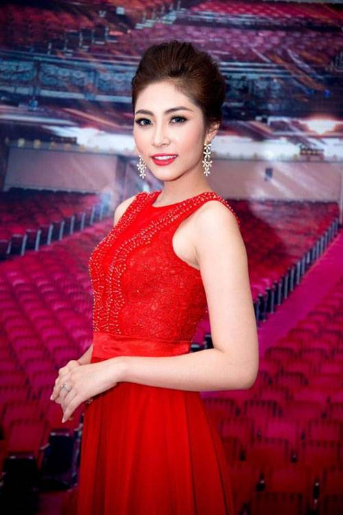 5 nàng “Lọ Lem” hóa công chúa của showbiz Việt 9