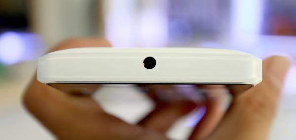 Lumia 532 lên kệ, giá 2,19 triệu đồng 5
